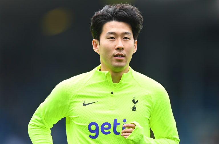 Heung-min Son warms up for Tottenham