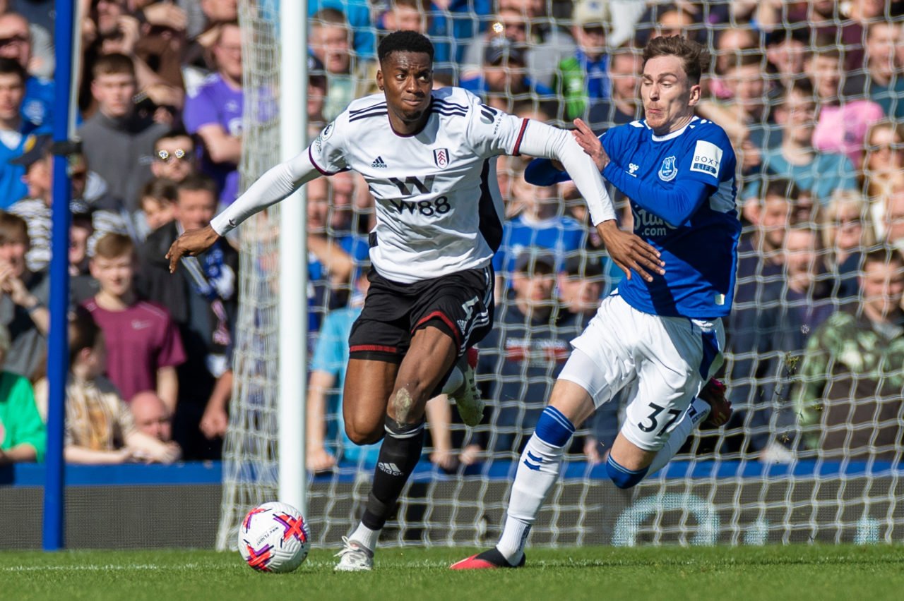 Tosin Adarabioyo on the ball for Fulham
